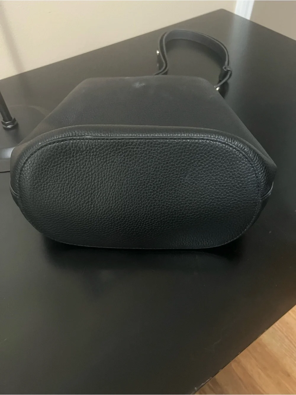 kate spade Julia Medium Bucket Bag Black Pebbled Leather Adjustable Strap